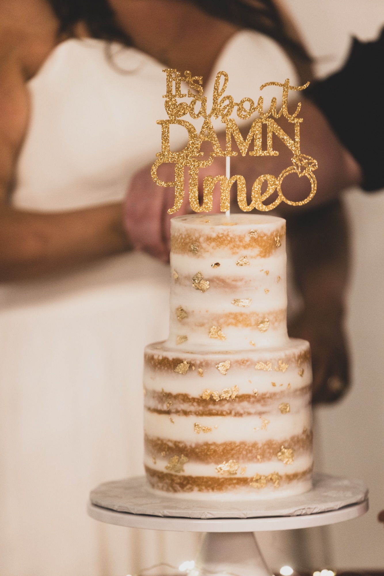 Cake cutting detail